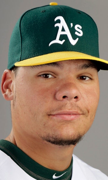 Athletics catcher Maxwell arrested in Arizona on gun charge